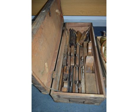 Wooden Toolbox and Contents of Wood Working Planes 