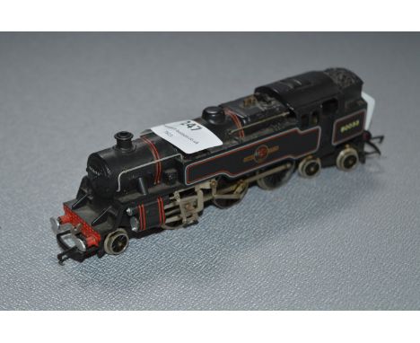 Hornby 00 Gauge Railway Engine Model 80033