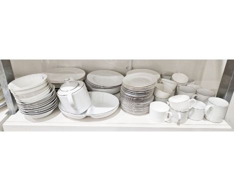 Royal Worcester 'Serendipity' pattern part dinner service together with a quantity of Royal Worcester 'Classic Platinum' patt
