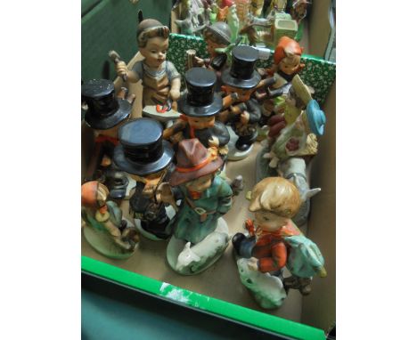 Number of Hummel style figures (12)