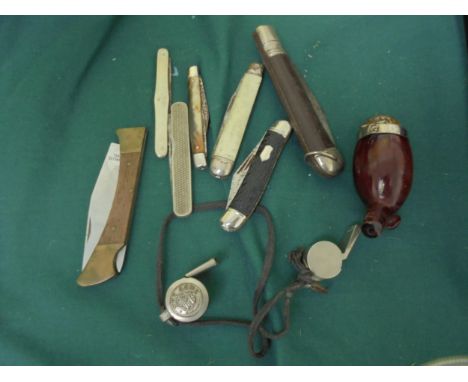 Small collection of vintage pen knives, 2 early whistles and part Meerschaum style pipe