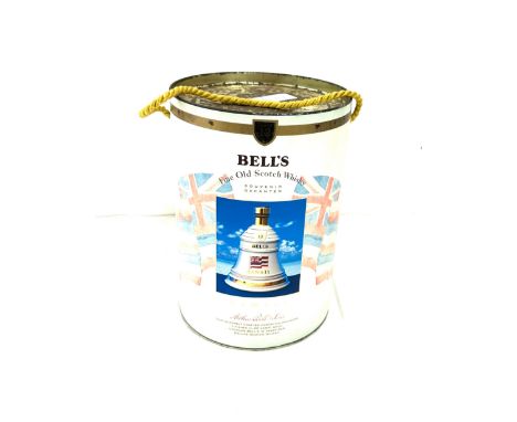 A Bells Fine Old Scotch Whiskey Hawaii decanter sealed in original box in good condition 