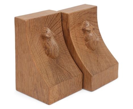 Robert Mouseman Thompson, pair of oak bookends, probably circa 1970s, height 15cmGood condition 