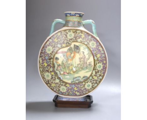 A Chinese famille rose moon flask, 19th century, restored 27cm