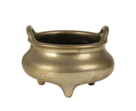 SMALL BRONZE TRIPOD CENSER, 17TH / 18TH CENTURY, of compressed baluster form with scroll handles, apocryphal Xuande mark, 14c