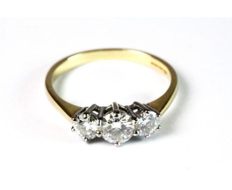 18ct yellow gold 3 stone diamond ring (Q)