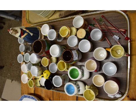 TRAY CONTAINING MAINLY QUANTITY OF CERAMIC EGG CUPS