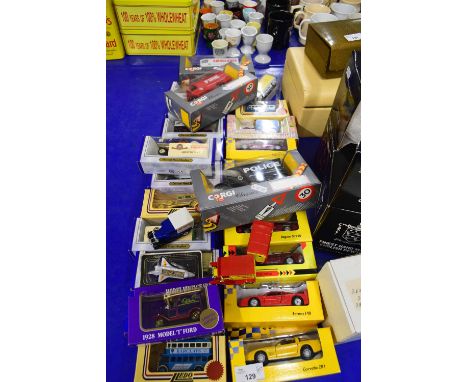 COLLECTION OF VARIOUS BOXED CORGI AND OTHER TOY VEHICLES