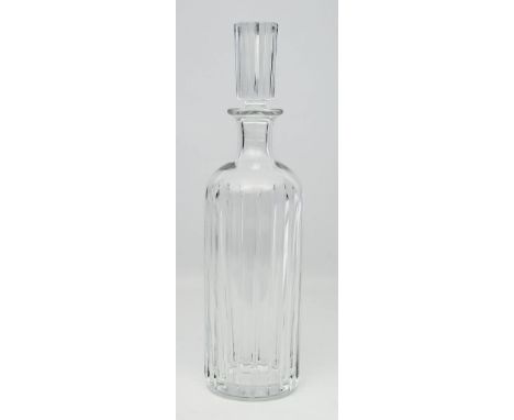 Karaffe mit Stopfen, Baccarat, Modell "Harmonie". Farbloses Kristallglas mit Facettschliff. Ätzmarke Baccarat France, neuzeit