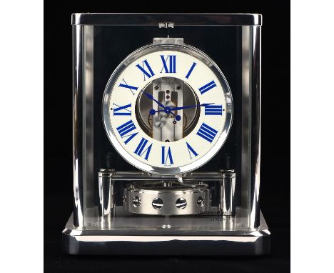 Jaeger-LECoultre Atmos Classique clock, in a rhodium plated glass case, the chapter ring white lacquered and with blue Roman 