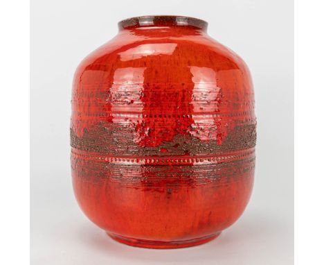 Rogier VANDEWEGHE (1923-2020) a ceramic vase with red glaze and marked Amphora. (25 x 20 cm)