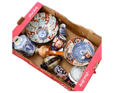 Various Oriental ceramics, to include Japanese baluster vase, an Imari vase and bowl, tea caddy etc 