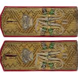 Ein Paar Schulterstücke eines General-Feldmarschalls des Russischen KaiserreichsZu der Uniform des