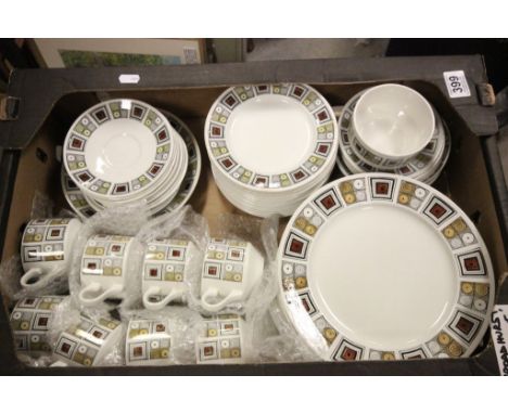 Broadhurst (Kathie Winkle) tableware 55pcs including Renaissance (23pc), Roulette (12pc), Palermo (19pc), Mardi Gras coffee p