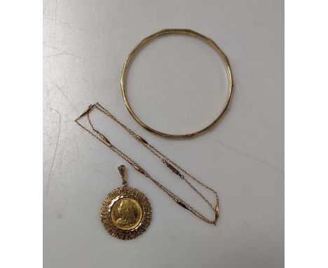 A Victoria 'Old Head' sovereign in a 9ct pendant mount and a 9ct arm bangle, 38.2g gross together with a fine link chain (3)