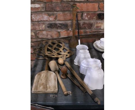 A MIXED LOT TO INCLUDE VINTAGE JELLY MOULDS, RATTAN CARPET BEATERS, BELL SHAPED MALLET, ETC.,