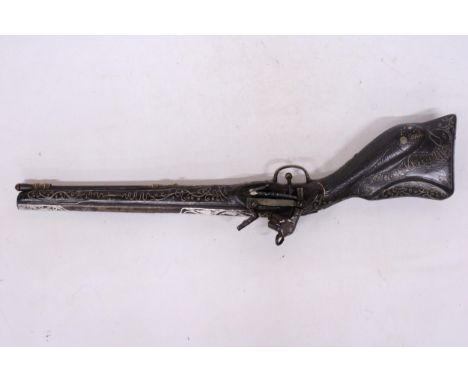A VINTAGE OTTOMAN SILVER MOUNTED MIQUELET LOCK MUSKET, 35CM BARREL LENGTH 62CM