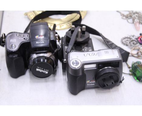 TWO KODAK CAMERAS WITH CHARGER (DX7590 / DX7630)