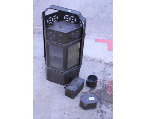 A VINTAGE BRASS ORIENTAL ASIAN STREET VENDORS WARMER