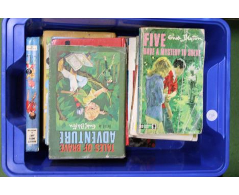A COLLECTION OF VINTAGE ENID BLYTON CHILDREN'S BOOKS