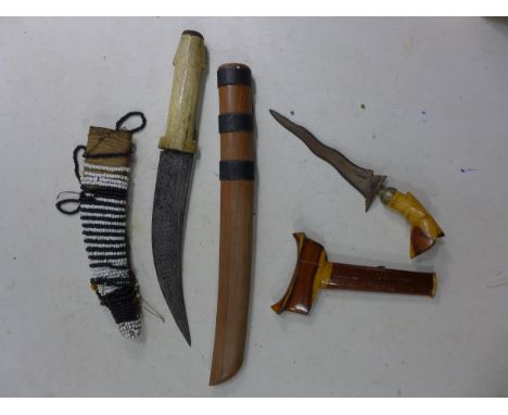 A VINTAGE ARAB KNIFE AND SCABBARD, 18CM BLADE WITH ARABIC SCRIPT, LENGTH 30CM, A SMALL JAVANESE KRIS AND SCABBARD AND A JAPAN
