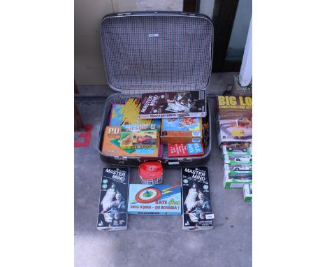 A COLLECTION OF VINTAGE BOARD GAMES