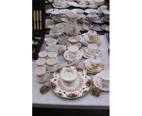 A LARGE QUANTITY OF TEAWARE ETC TO INCLUDE OAKLEIGH CERAMICS 'SHELLEY'S TEAWARE 2002' TRIO AND CUP AND SAUCER, MELBA CHINA TR