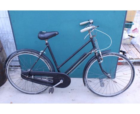 A VINTAGE RALIEGH BICYCLE