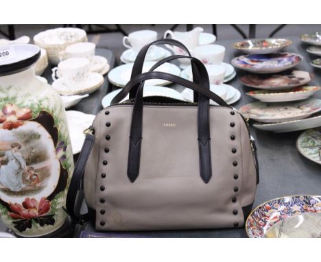 A GENUINE FOSSIL SYDNEY SATCHEL AS NEW
