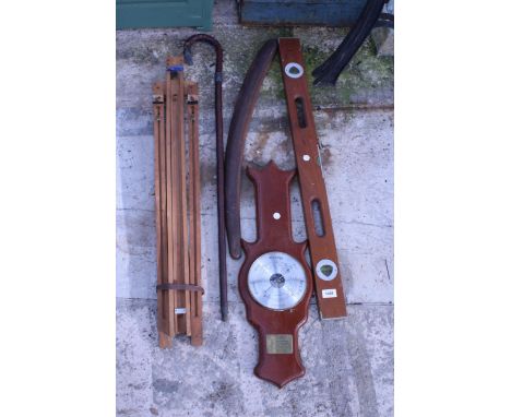 AN ASSORTMENT OF ITEMS TO INCLUDE A BAROMETER, A SPIRIT LEVEL AND A WALKING STICK WITH SILVER COLLAR ETC