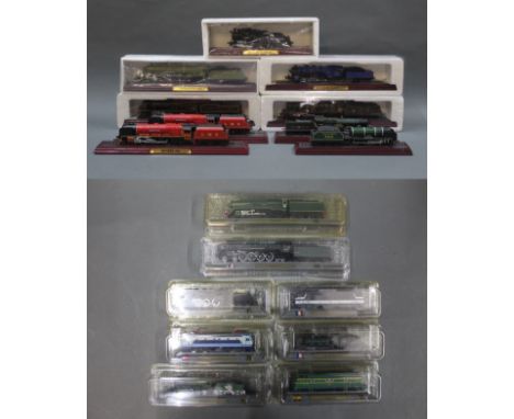 A group of scale model locomotives, to include N gauge (17).