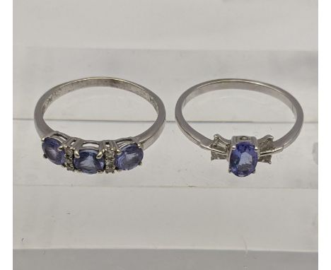 Two white gold and Tanzanite rings to include an 18ct white gold ring set with a central tanzanite flanked by diamonds 2g tog