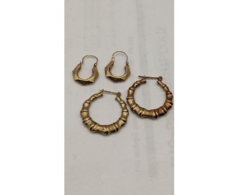 Two pairs of 9ct gold earrings 3.8gLocation: 