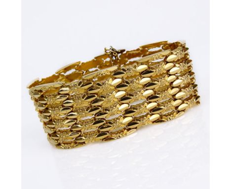 Vintage 18 Karat Rose Gold Wide Flexible Link Bracelet. Stamped 750. Minor surface wear from normal use. Measures 7-5/8" L, 1