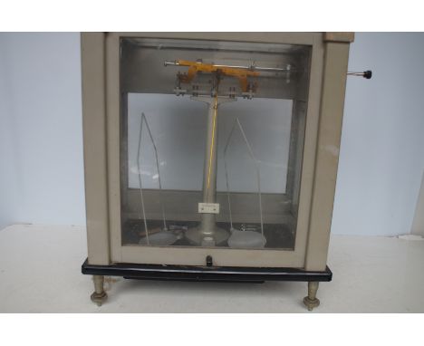 Stanton instruments London boxed scientific scales 