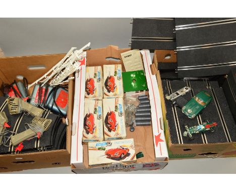 A QUANTITY OF SCALEXTRIC SUPER 124 CARS, TRACK AND ACCESSORIES, to include five boxed cars 2 x Ferrari F1, No.24C/501, both i