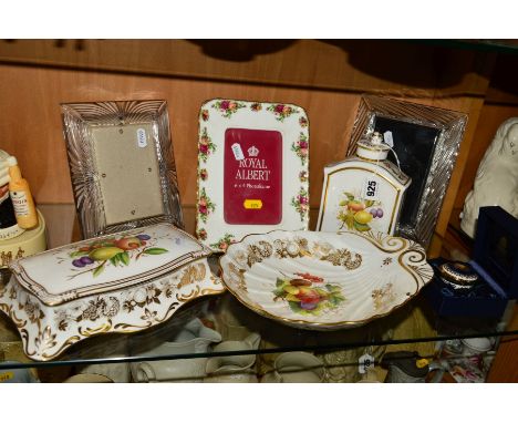 A SMALL GROUP OF CERAMICS AND GLASS, to include three pieces of Spode 'Golden Valley' (square shaped covered vase, height 17c