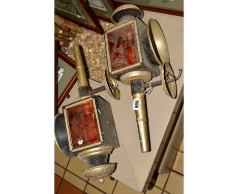 A PAIR OF VINTAGE ORANGE GLAZED CARRIAGE LAMPS (sd)
