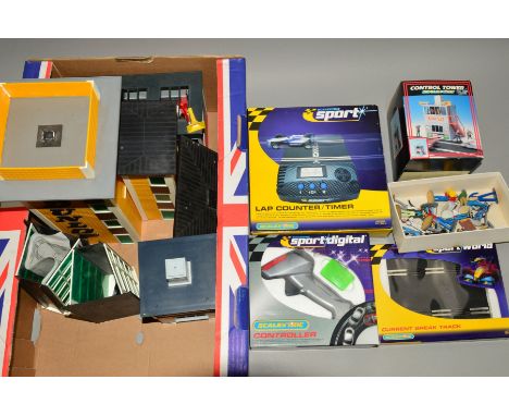 A QUANTITY OF BOXED AND UNBOXED SCALEXTRIC ACCESSORIES, to include boxed Sport Digital Controller Pack, No.C7002, boxed Sport