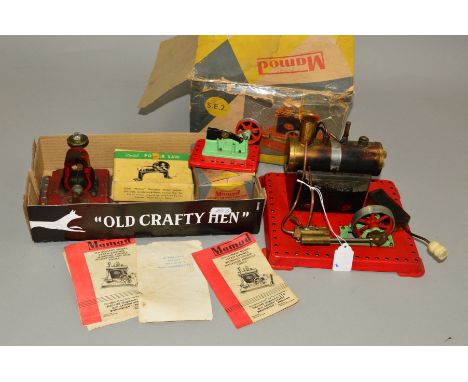 A BOXED MAMOD LIVE STEAM ENGINE, No.S.E.2, not tested, playworn condition but appears complete and with burner tray and funne