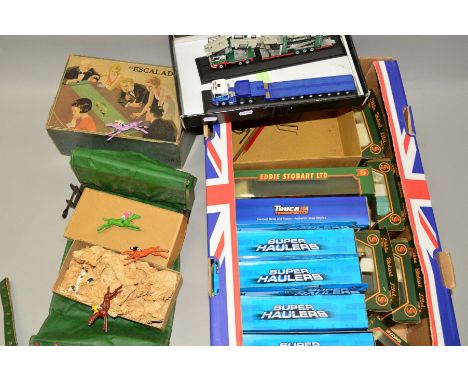 A QUANTITY OF BOXED AND UNBOXED EDDIE STOBART TRUCK MODELS, Oxford Diecast (s.d.) Atlas Editions, Corgi Super Haulers &amp; C