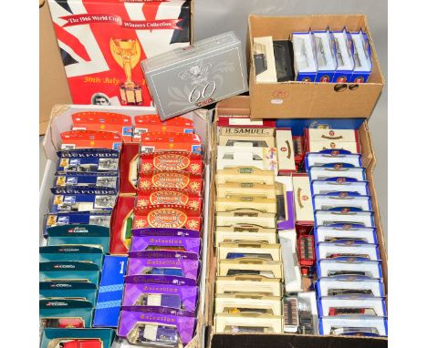 A QUANTITY OF BOXED AND UNBOXED MODERN DIECAST VEHICLES, to include Lledo 'Days Gone' and 'Promotors', Oxford Diecast, Corgi 