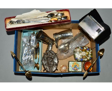 A BOXED SET OF SIX OSCAR SJOGREN OF GOTEBORG WHITE METAL SPOONS, numbered 1 to 6 and dated 1926, together with various flatwa
