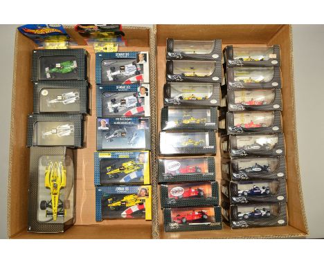 A COLLECTION OF MATTEL HOT WHEELS RACING DIECAST FORMULA 1 RACING CAR MODELS, majority are 1/43 scale models of cars from 200