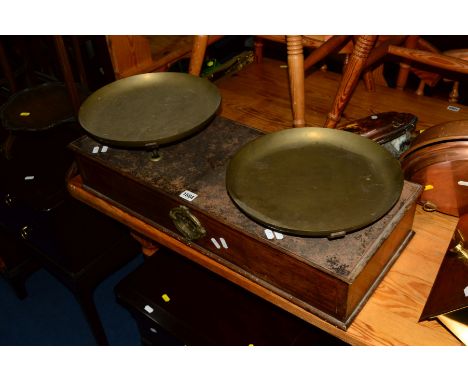 A VINTAGE FRENCH MAHOGANY AND INLAID BALANCE SCALE, marked Usines De La Mulatiere, with two brass plates, width 75cm x depth 