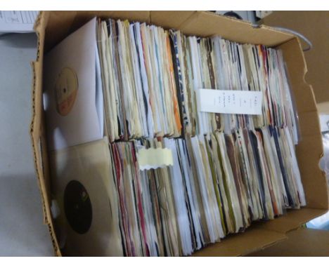 Vinyl - Soul & Disco.  A superb collection of over 400 45's from the 70's, 80's to include Michael Jackson, Four Tops, George