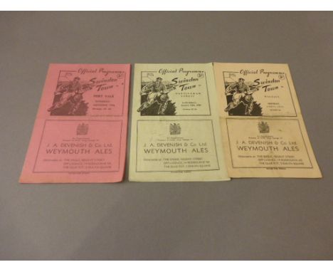 Three 1949/50 Swindon Town home football programmes to include Port Vale 19th Nov 1949, Nottingham Forest 14th Jan 1950 and W