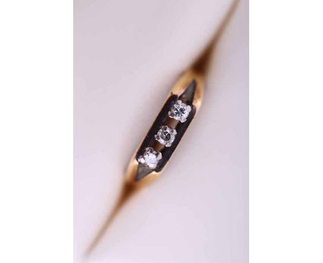 DIAMOND THREE STONE RING
set with three brilliant cut diamonds, on birfurcated shoulders, hallmarked eighteen carat gold, siz