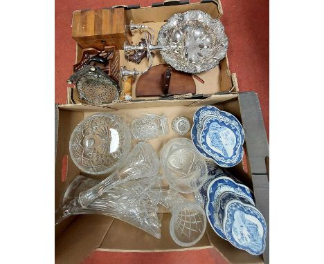 A pair of Chinese blue &amp; white porcelain jars and covers to quatrefoil shape, height 23cm, together with a 19th century r