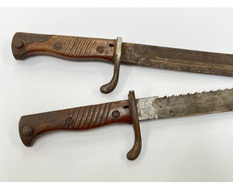 Two WWI German bayonets, Seitengewehr 98/05 nA and aA, one a saw-back blade